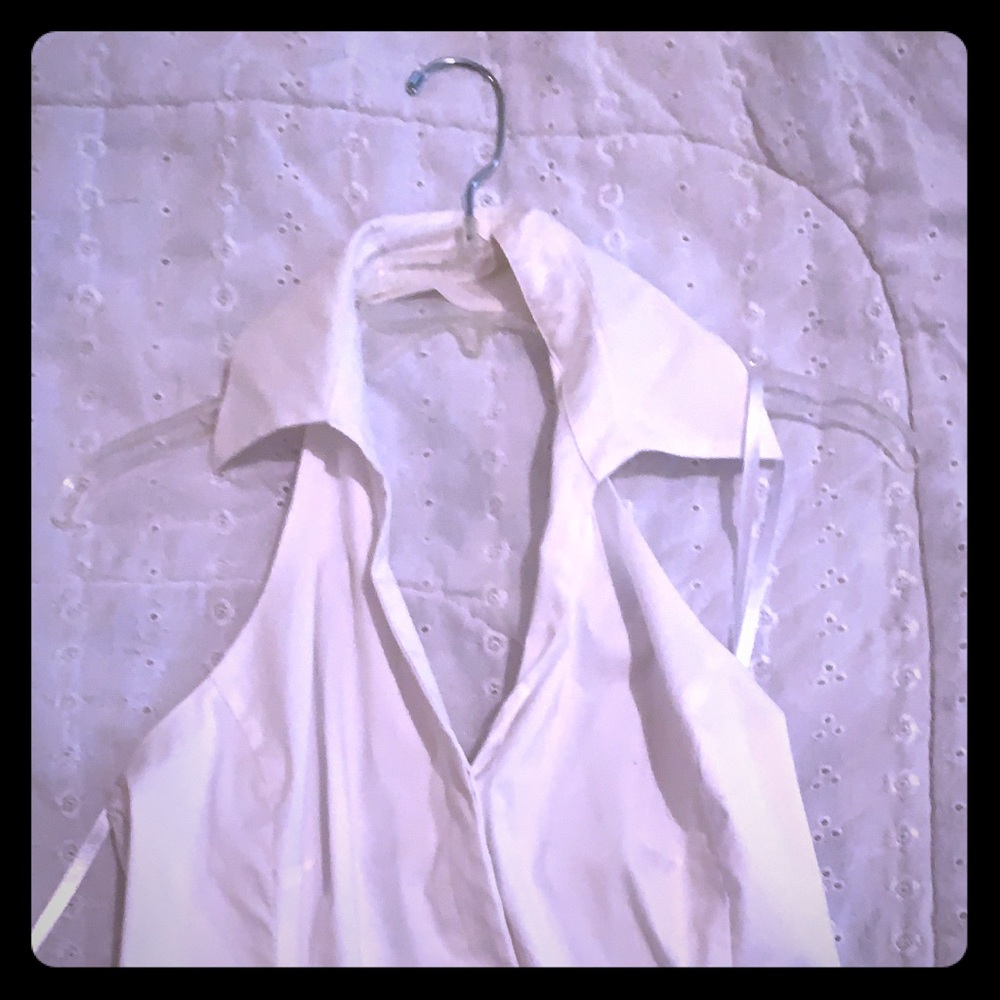White House Black Market halter top small vguc